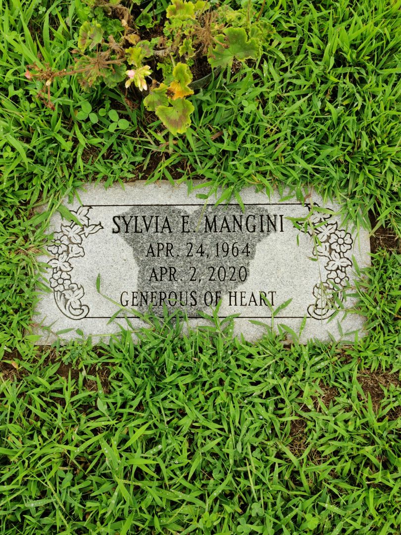 Sylvia E. Mangini's grave. Photo 1