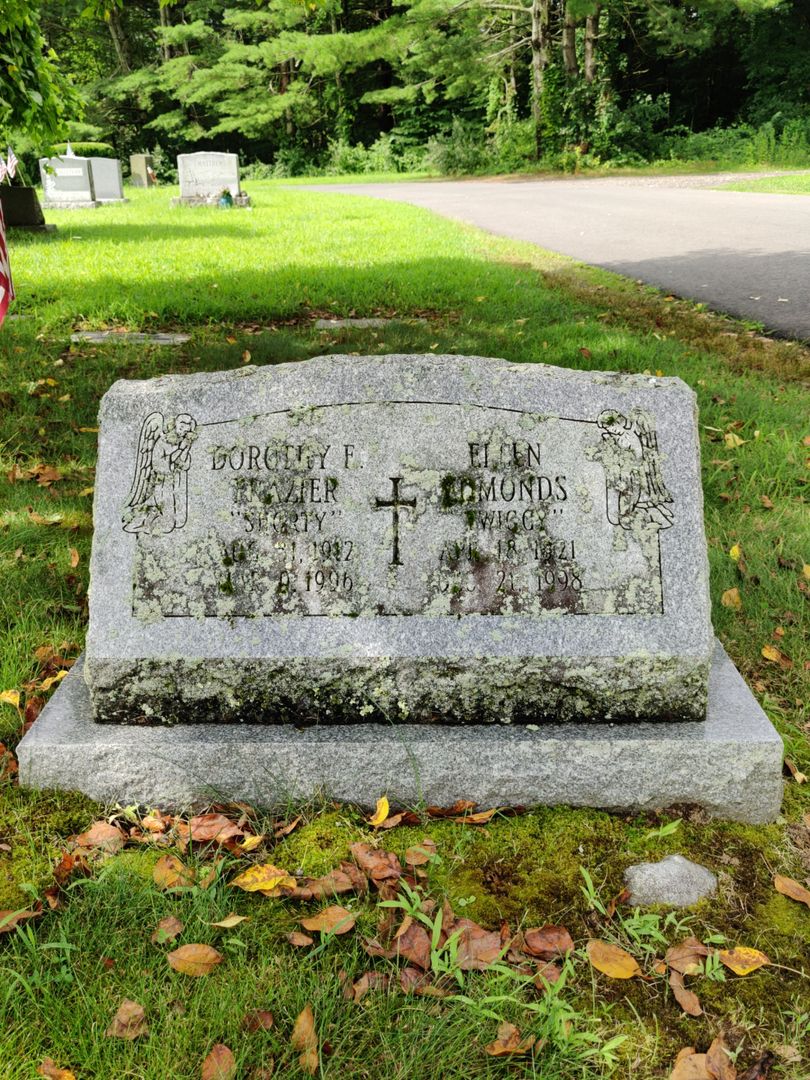Ellen "Twiggy" Edmonds's grave. Photo 1