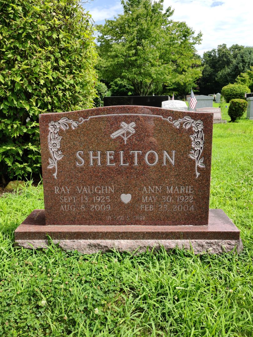 Ann Marie Shelton's grave. Photo 1