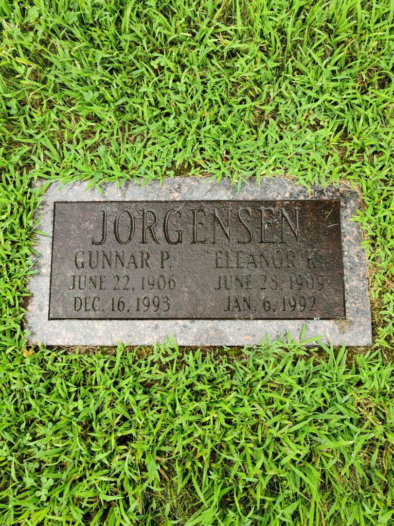 Eleanor K. Jorgensen's grave. Photo 1