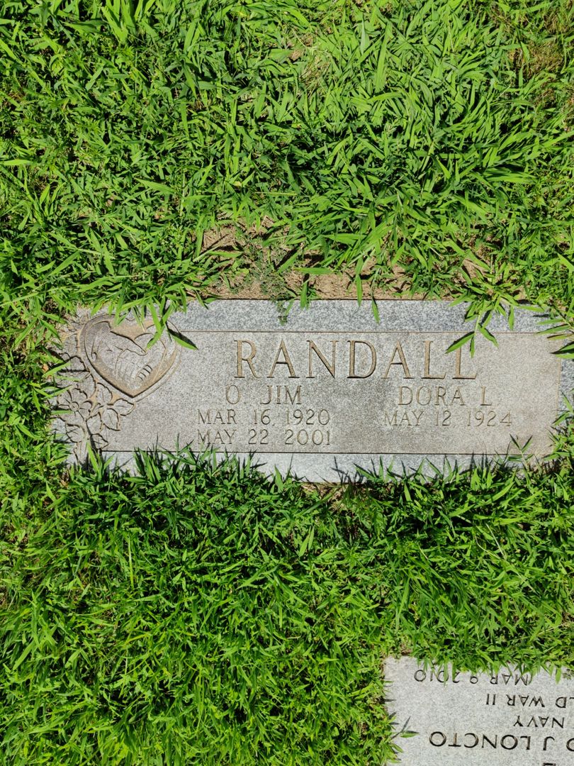 O. Jim Randall's grave. Photo 1